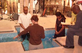 Rajwinder Kaur becoming the first person to be baptised in the new Aston Parish Church baptistery